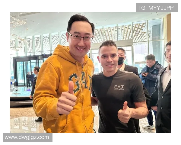 球星魅力，街头足球之光